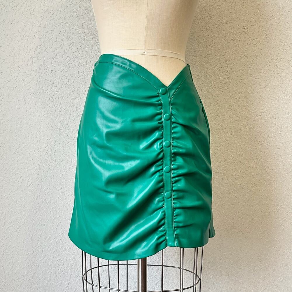MANIERE DE VOIR Mini Skirt Kelly Green Vegan Leather Ruched Party